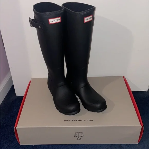 Hunter Tall Rain Boots - Picture 4 of 7